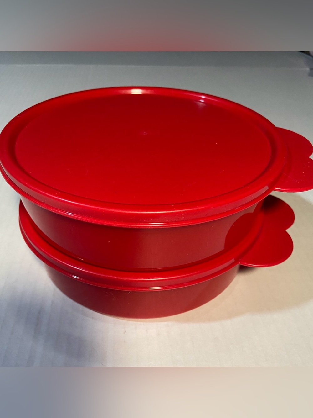 Pair of Tupperware Everyday Cereal Bowls with Easy off lids.